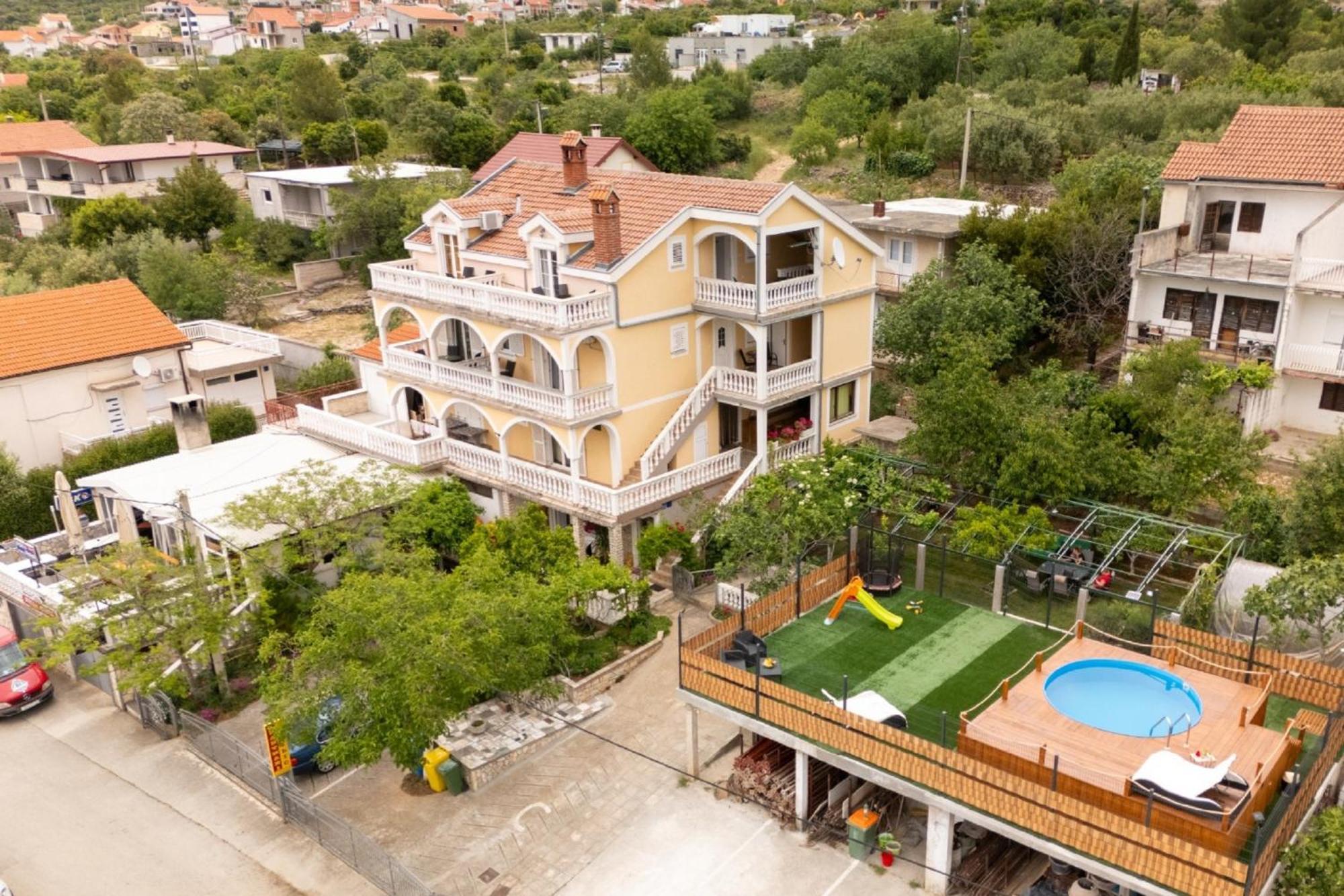 Apartments Milic 格基卡琳 外观 照片