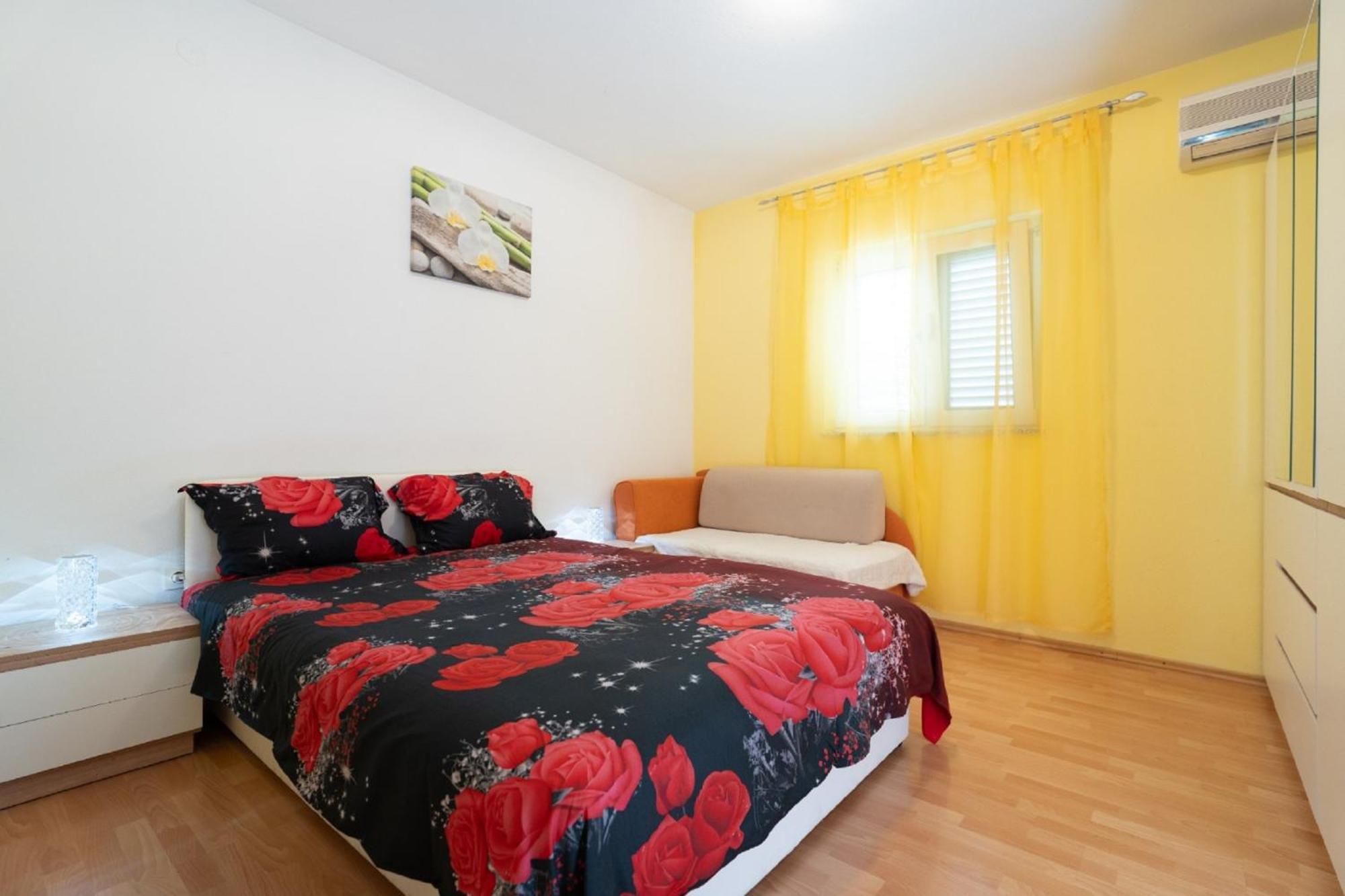 Apartments Milic 格基卡琳 外观 照片